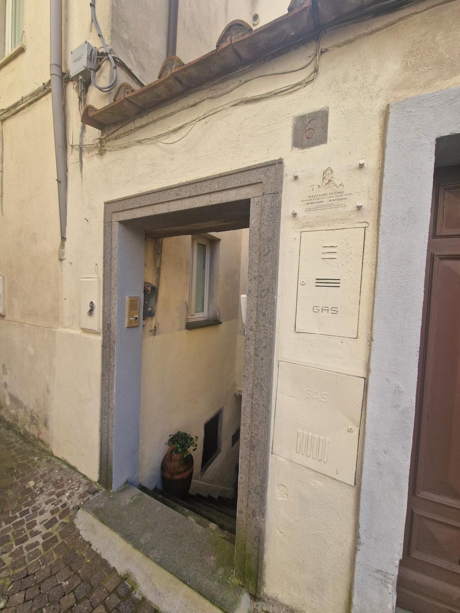 Piazza Duomo Casa Vacanze Sutri Ngoại thất bức ảnh