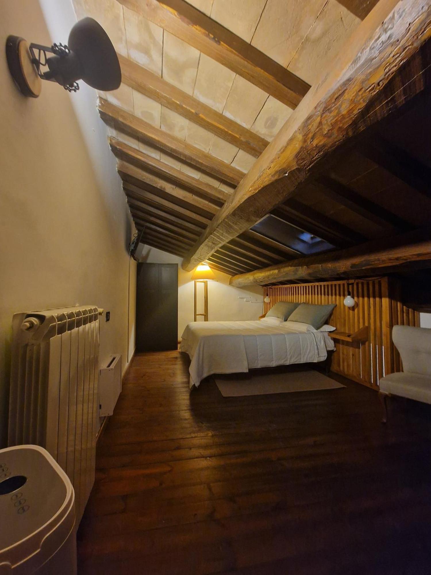 Piazza Duomo Casa Vacanze Sutri Ngoại thất bức ảnh